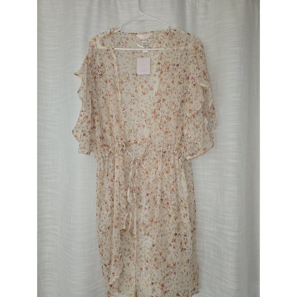 cream-colored floral tie-front kimono from the LC Lauren Conrad collection NWT
